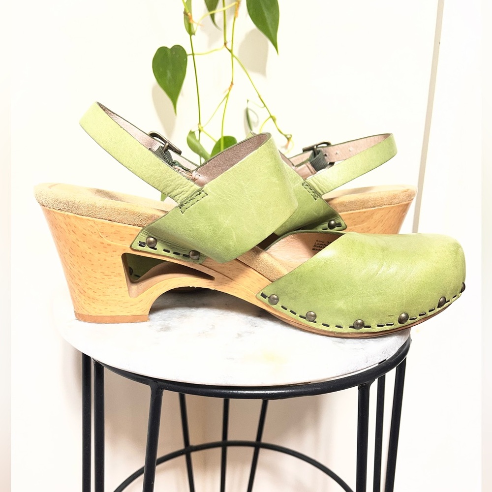 Dansko Green Leather Clog Mules with Wood Heel - Picture 6 of 9